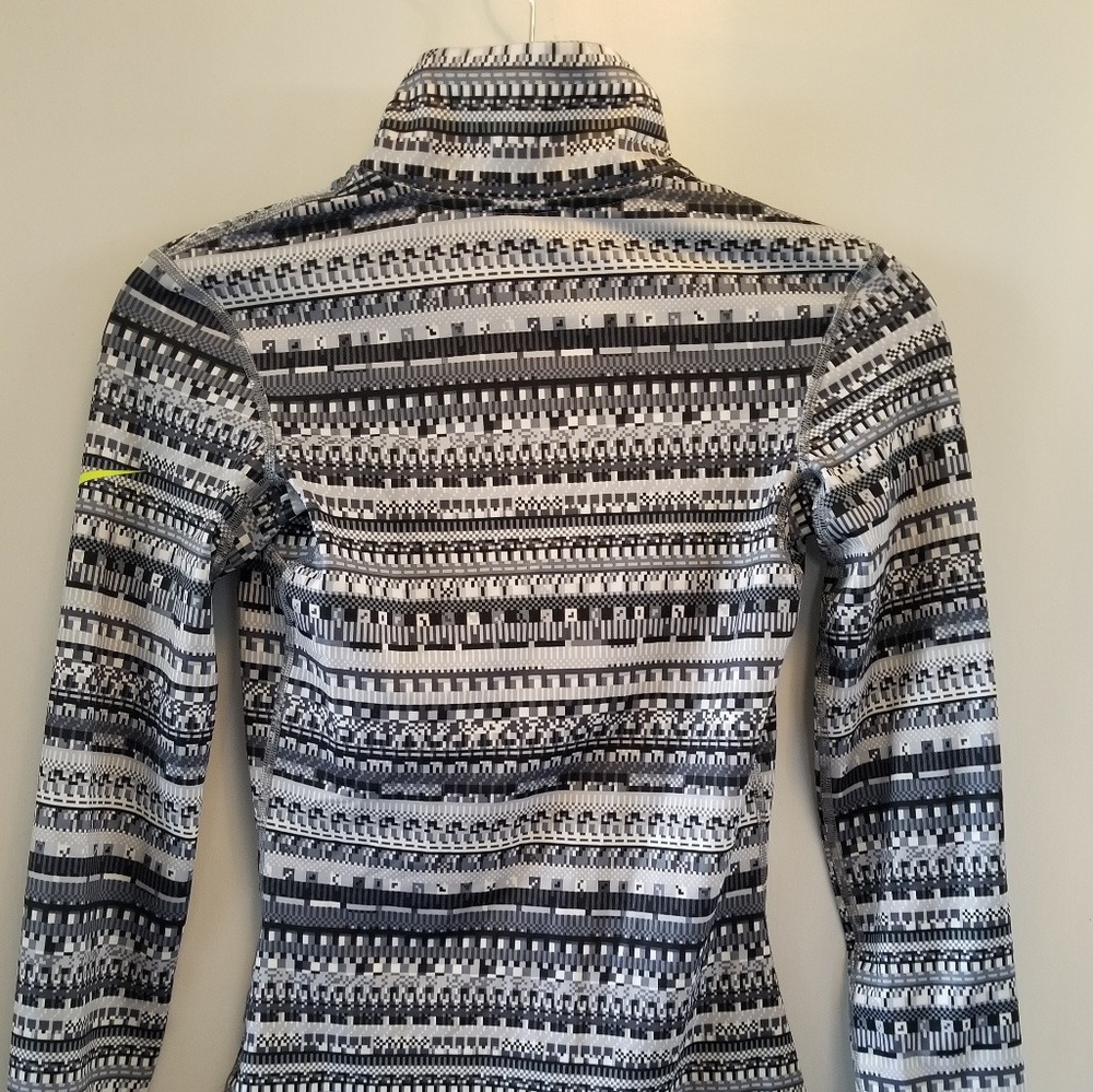 Nike 3/4 zip - Picture 2 of 4